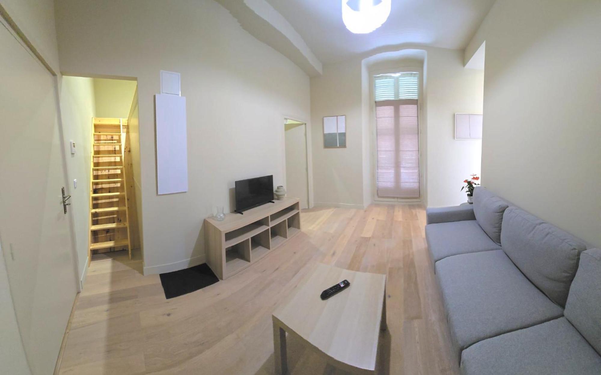 Place Magenta Apartment Nice